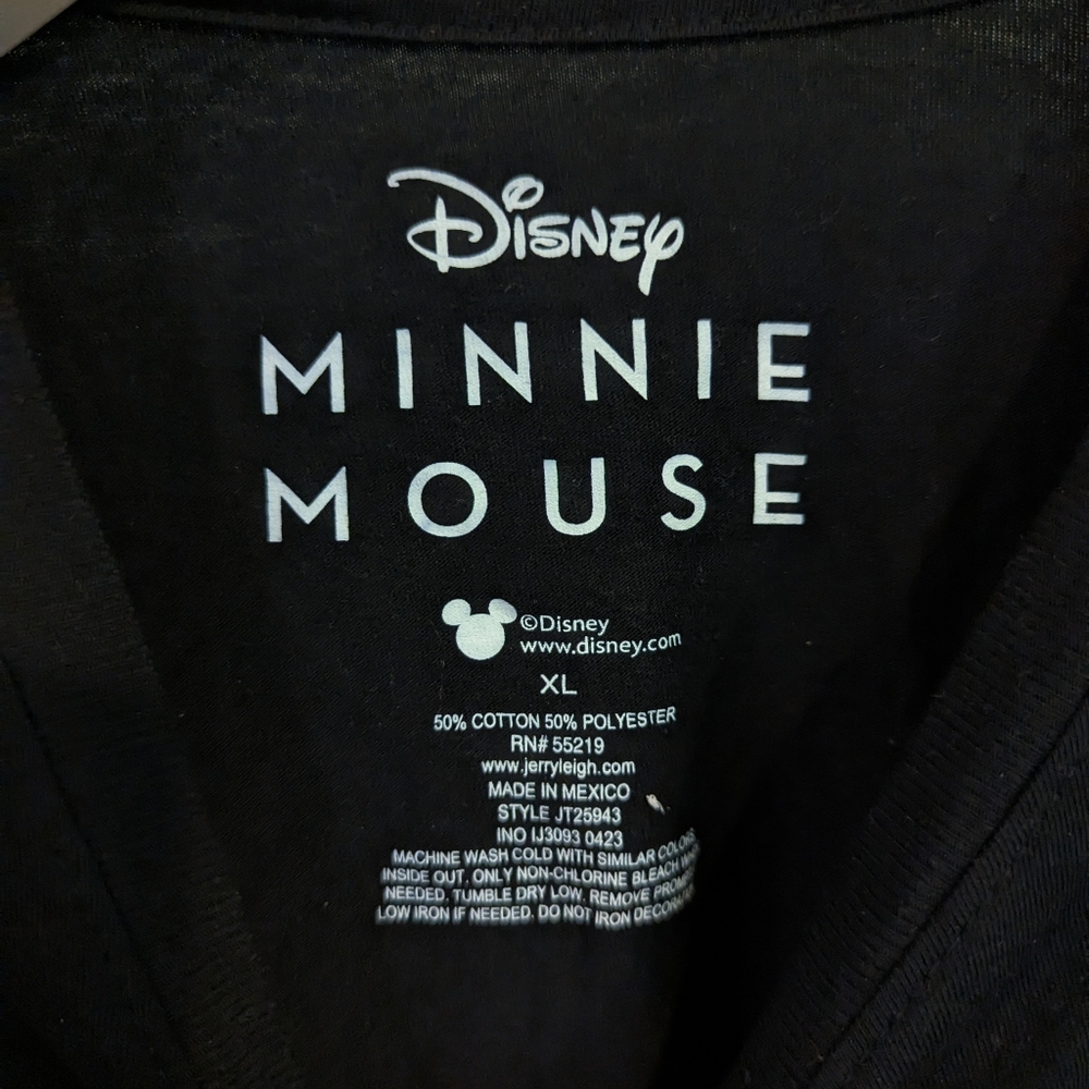 3/$50 Minnie Mouse Tshirt - Picture 2 of 2